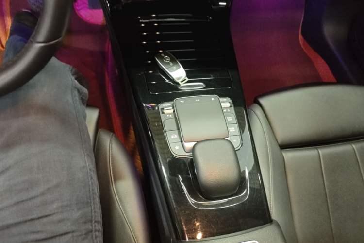 Used Mercedes-Benz A-Class 2021 Restyled A 180 L Sport Sedan Gear Lever