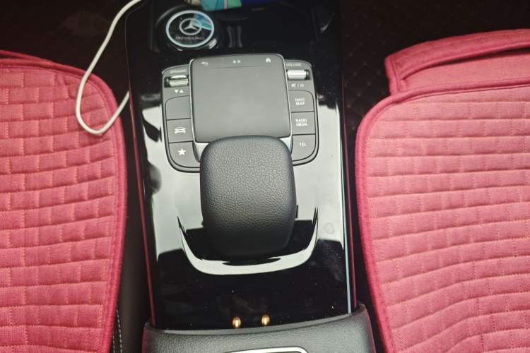 Used Mercedes-Benz A-Class 2021 A 200 Dynamic Edition Gear Lever