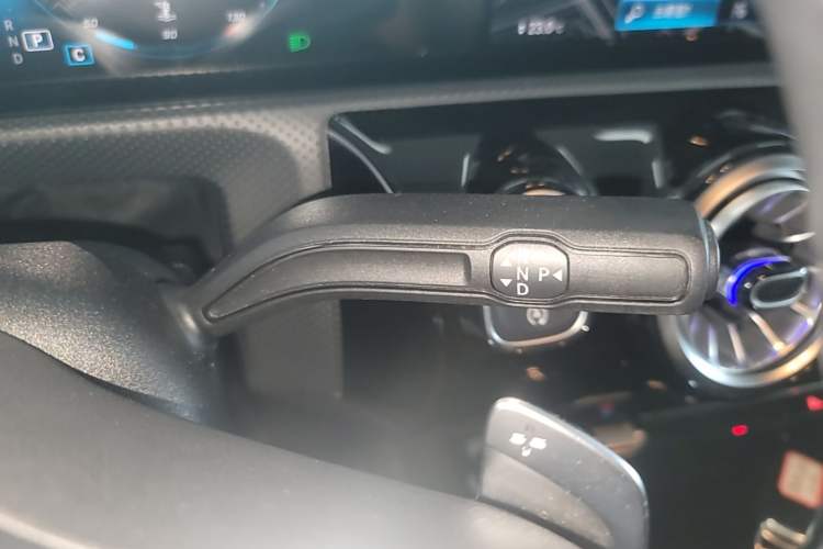 Used Mercedes-Benz A-Class 2021 A 200 L Sport Sedan Fashion Model Gear Lever