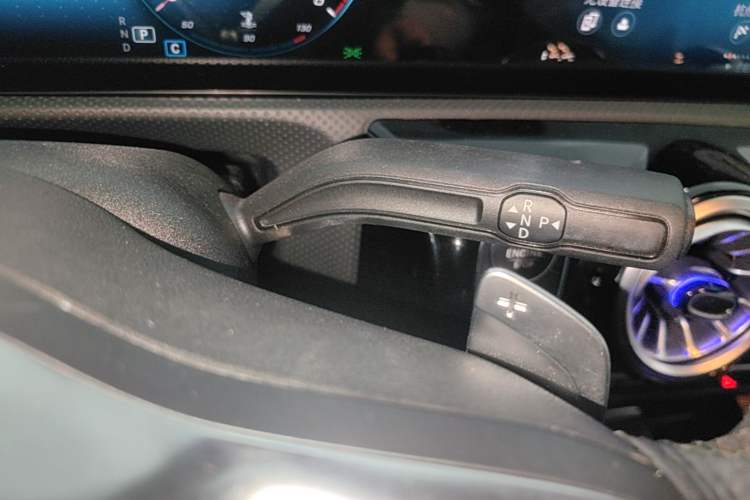 Used Mercedes-Benz A-Class 2021 A 200 L Sport Sedan Fashion Model Gear Lever