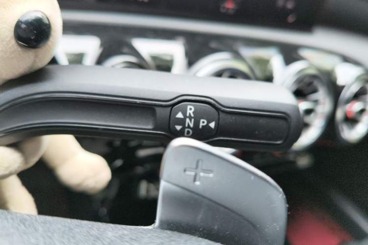 Used Mercedes-Benz A-Class 2021 A 200 L Sport Sedan Fashion Model Gear Lever