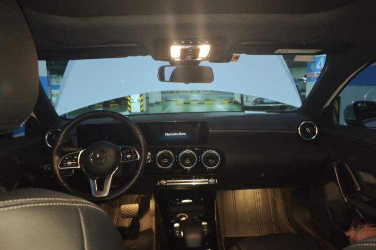 Used Mercedes-Benz A-Class 2021 A 200 Dynamic Edition Headliner