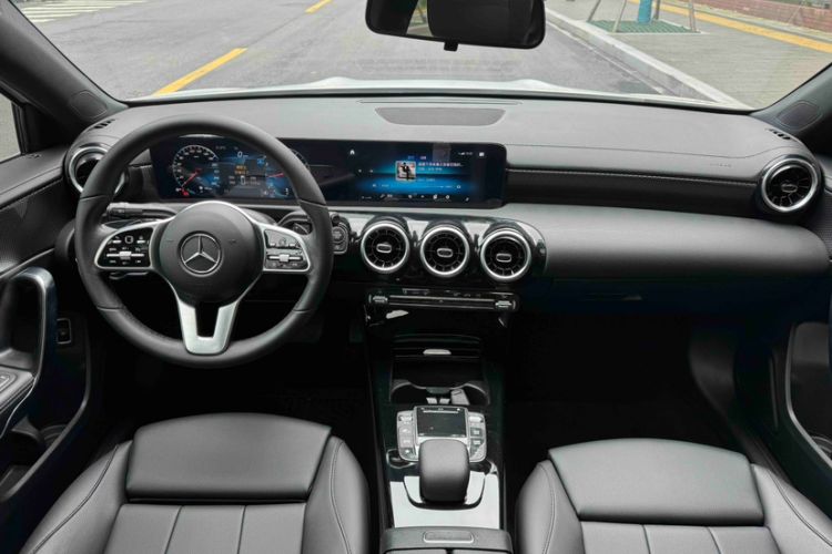 Used Mercedes-Benz A-Class 2021 A 200 L Sport Sedan Dynamic Model Interior 10