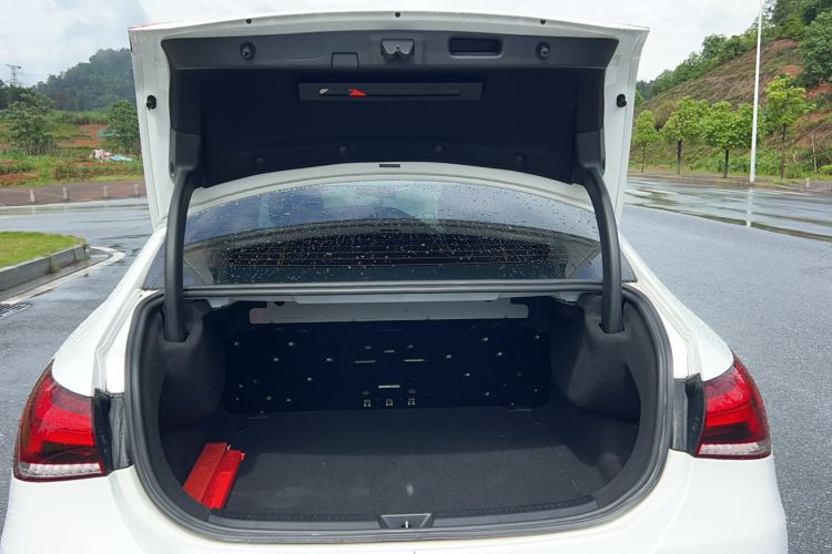 Used Mercedes-Benz A-Class 2021 A 200 L Sport Sedan Fashion Model Interior 15