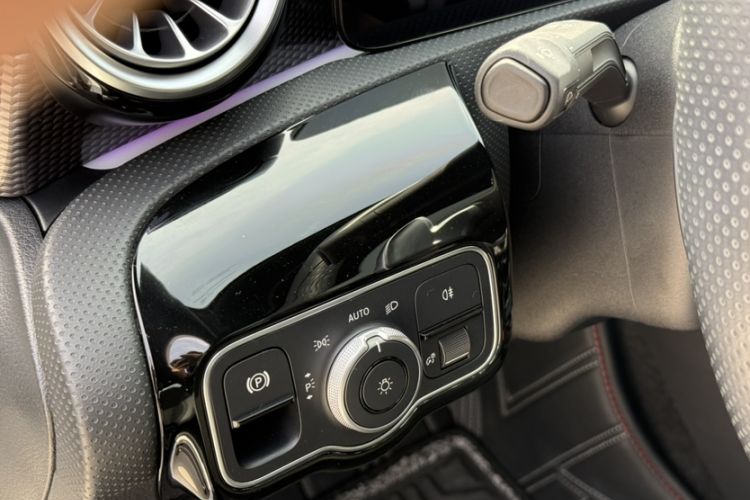 Used Mercedes-Benz A-Class 2021 A 200 L Sport Sedan Fashion Model Interior 15