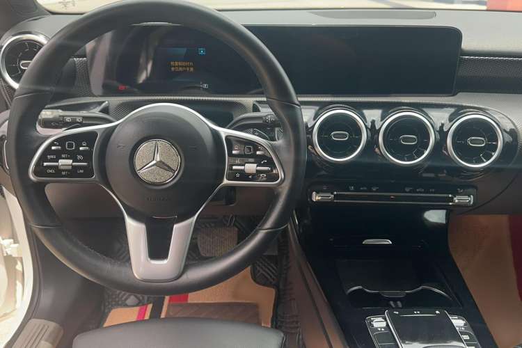 Used Mercedes-Benz A-Class 2021 A 200 Dynamic Edition Interior 2
