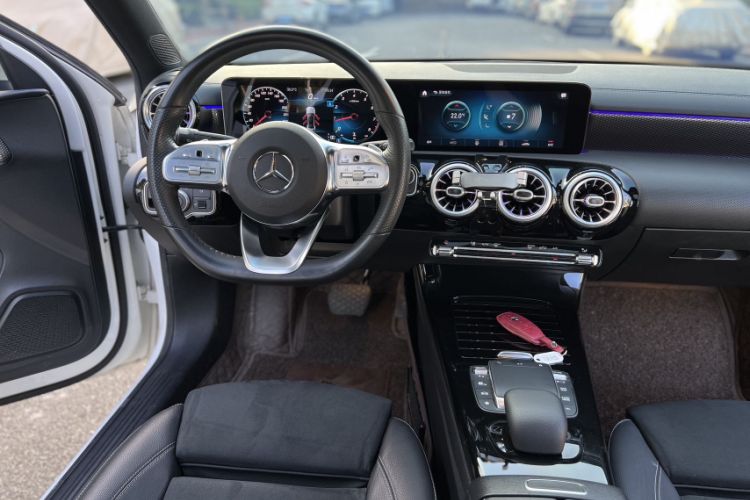 Used Mercedes-Benz A-Class 2021 A 200 L Sport Sedan Fashion Model Interior 3