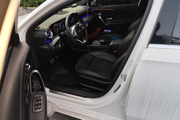 Used Mercedes-Benz A-Class 2021 A 200 L Sport Sedan Fashion Model Interior 3