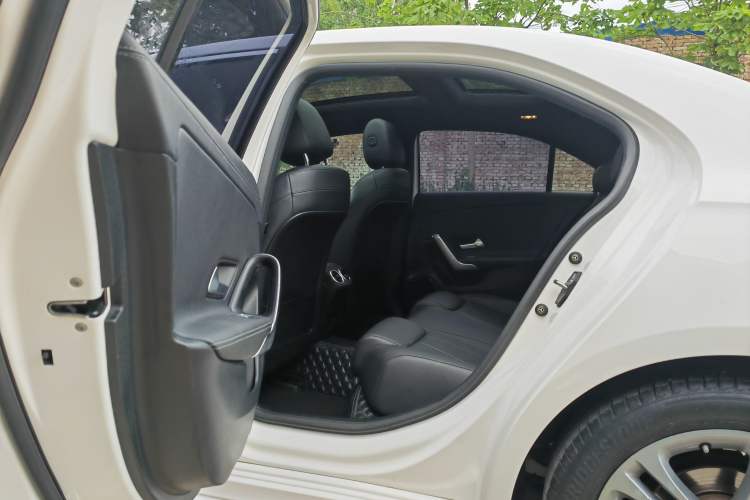 Used Mercedes-Benz A-Class 2021 Restyled A 180 L Sport Sedan Interior 3