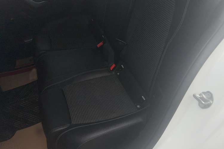 Used Mercedes-Benz A-Class 2021 A 200 Dynamic Edition Interior 4