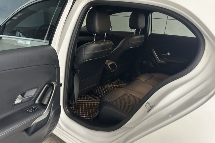 Used Mercedes-Benz A-Class 2021 A 200 Dynamic Edition Interior 4
