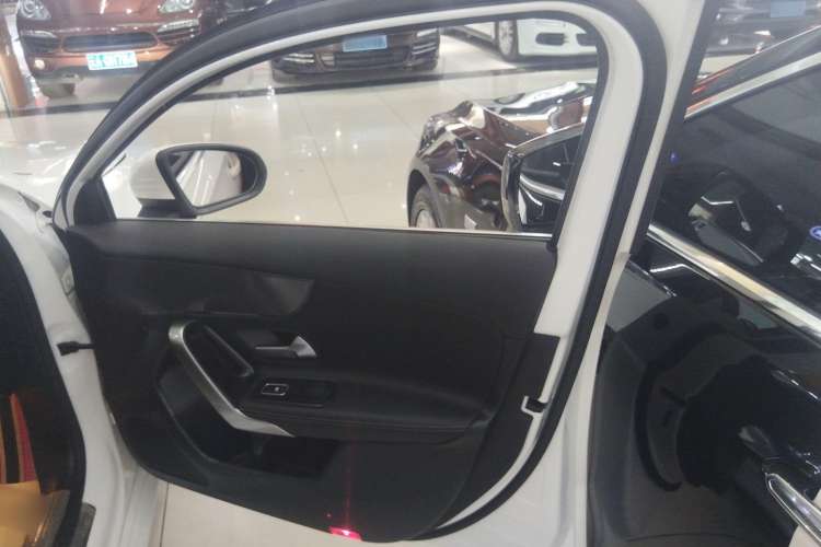 Used Mercedes-Benz A-Class 2021 A 200 Dynamic Edition Interior 5