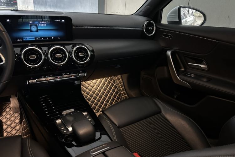 Used Mercedes-Benz A-Class 2021 A 200 Dynamic Edition Interior 7