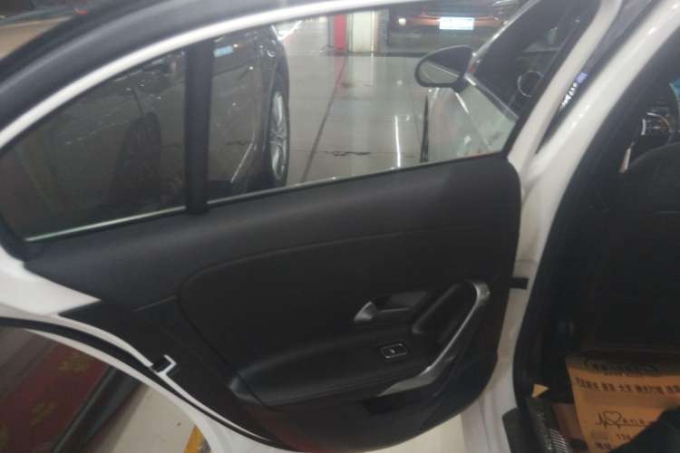 Used Mercedes-Benz A-Class 2021 A 200 Dynamic Edition Interior 8