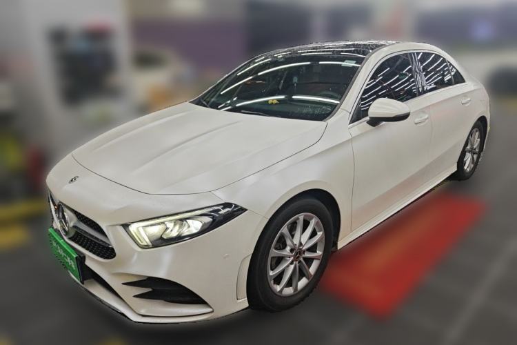 Mercedes-Benz A-Class 2021 A 200 L Sport Sedan Dynamic Model usado Guazi used car, China used car export, Used car for sale, Used cars, Cheapest cars for sale