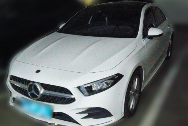 Mercedes-Benz A-Class 2021 A 200 L Sport Sedan Fashion Model مستعملة