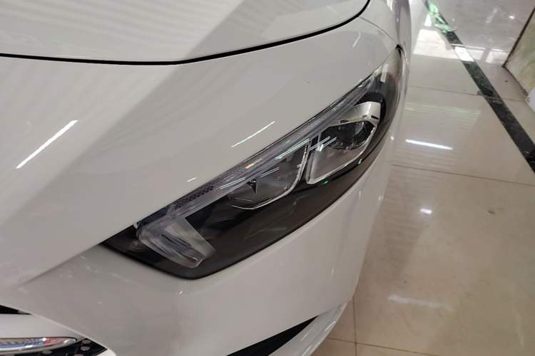 Used Mercedes-Benz A-Class 2021 A 200 L Sport Sedan Fashion Model Left Front Headlight