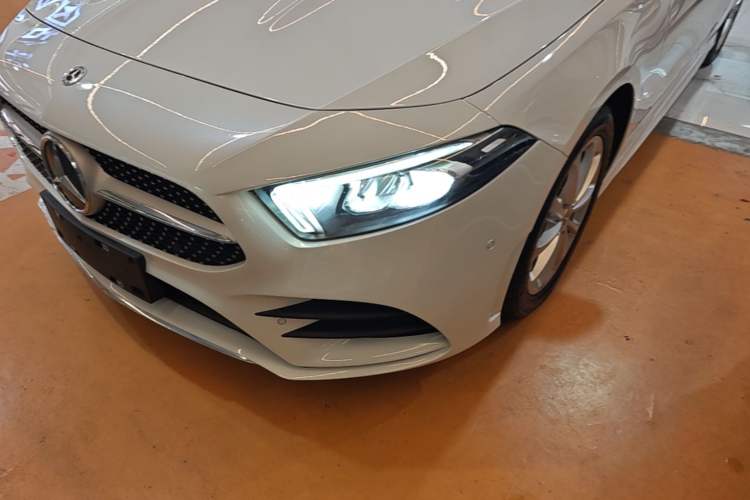 Used Mercedes-Benz A-Class 2021 A 200 L Sport Sedan Fashion Model Left Front Headlight