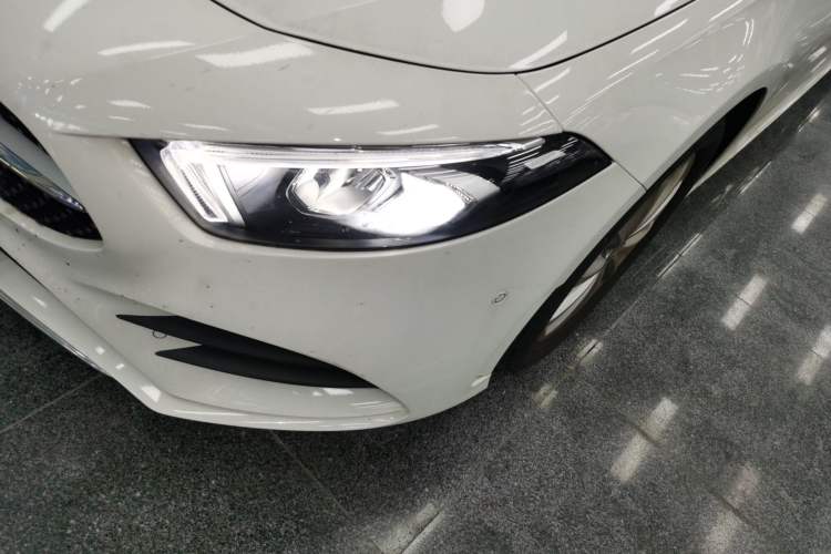 Used Mercedes-Benz A-Class 2021 A 200 L Sport Sedan Fashion Model Left Front Headlight