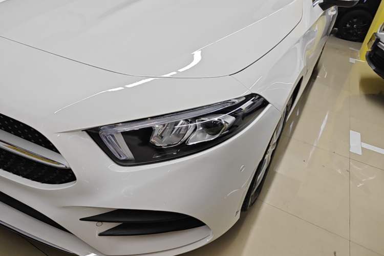 Used Mercedes-Benz A-Class 2021 A 200 L Sport Sedan Fashion Model Left Front Headlight
