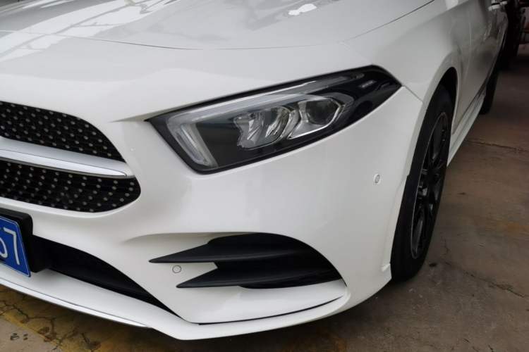 Used Mercedes-Benz A-Class 2021 A 200 L Sport Sedan Fashion Model Left Front Headlight