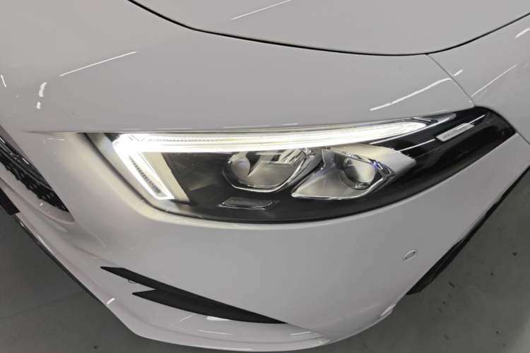 Used Mercedes-Benz A-Class 2021 A 200 L Sport Sedan Fashion Model Left Front Headlight