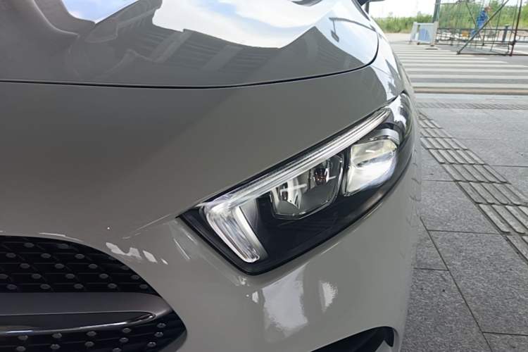 Used Mercedes-Benz A-Class 2021 A 200 L Sport Sedan Fashion Model Left Front Headlight