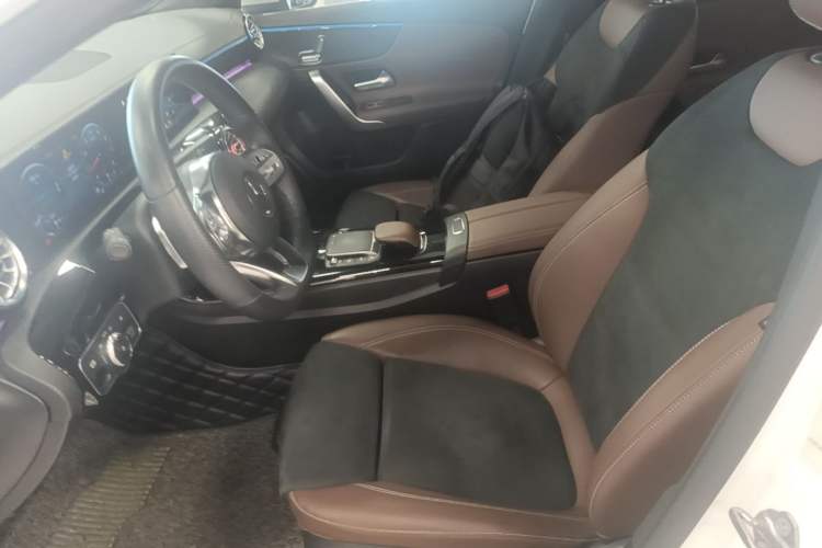 Used Mercedes-Benz A-Class 2021 A 200 L Sport Sedan Fashion Model Left Front Seat
