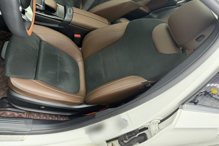 Used Mercedes-Benz A-Class 2021 A 200 L Sport Sedan Fashion Model Left Front Seat