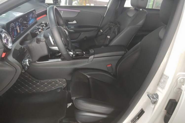 Used Mercedes-Benz A-Class 2021 A 200 L Sport Sedan Fashion Model Left Front Seat