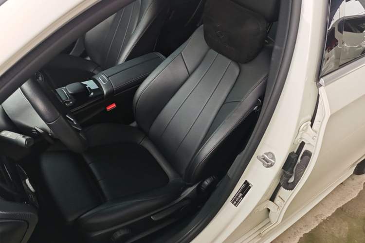 Used Mercedes-Benz A-Class 2021 A 180 L Sport Sedan Left Front Seat