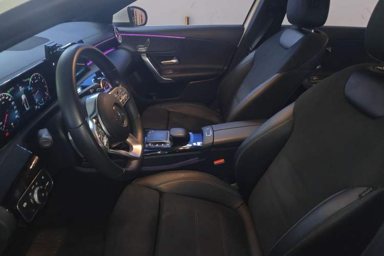 Used Mercedes-Benz A-Class 2021 A 200 L Sport Sedan Fashion Model Left Front Seat