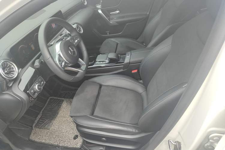 Used Mercedes-Benz A-Class 2021 A 200 L Sport Sedan Fashion Model Left Front Seat