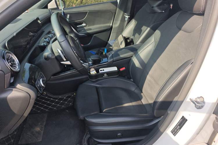 Used Mercedes-Benz A-Class 2021 A 200 L Sport Sedan Fashion Model Left Front Seat