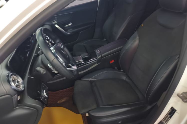 Used Mercedes-Benz A-Class 2021 A 200 L Sport Sedan Fashion Model Left Front Seat