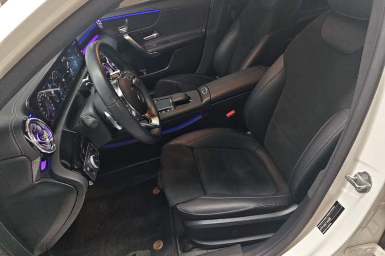 Used Mercedes-Benz A-Class 2021 A 200 L Sport Sedan Fashion Model Left Front Seat