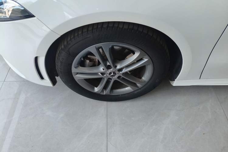 Used Mercedes-Benz A-Class 2021 Restyled A 180 L Sport Sedan Left Front Wheel Hub