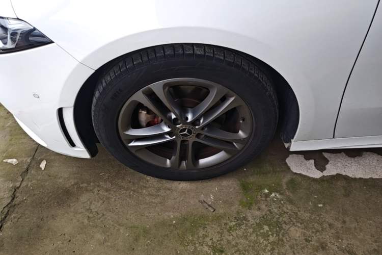 Used Mercedes-Benz A-Class 2021 A 180 L Sport Sedan Left Front Wheel Hub