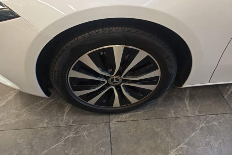 Used Mercedes-Benz A-Class 2021 A 200 Dynamic Edition Left Front Wheel Hub