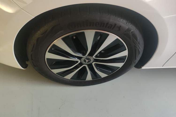 Used Mercedes-Benz A-Class 2021 A 200 Dynamic Edition Left Front Wheel Hub