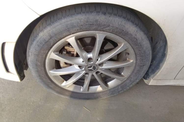 Used Mercedes-Benz A-Class 2021 A 200 L Sport Sedan Dynamic Model Left Front Wheel Hub