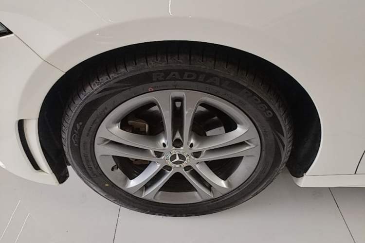 Used Mercedes-Benz A-Class 2021 Restyled A 180 L Sport Sedan Left Front Wheel Hub