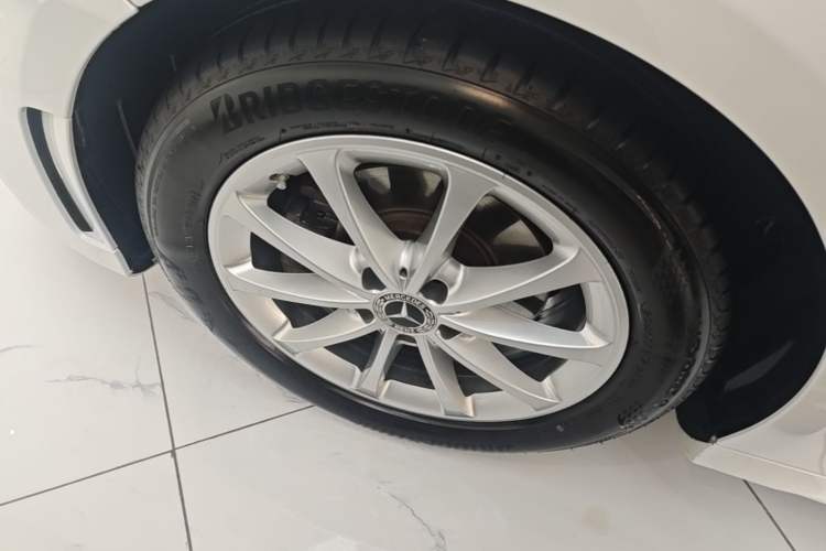 Used Mercedes-Benz A-Class 2021 A 200 L Sport Sedan Dynamic Model Left Front Wheel Hub