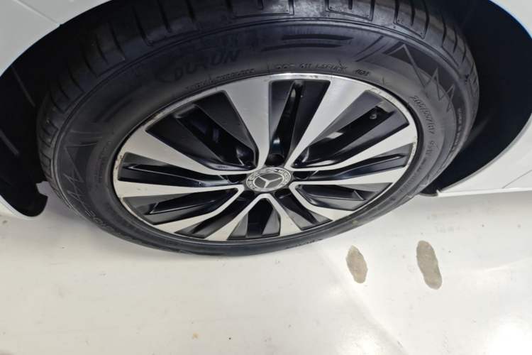 Used Mercedes-Benz A-Class 2021 A 200 Dynamic Edition Left Front Wheel Hub