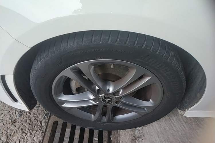 Used Mercedes-Benz A-Class 2021 A 180 L Sport Sedan Left Front Wheel Hub