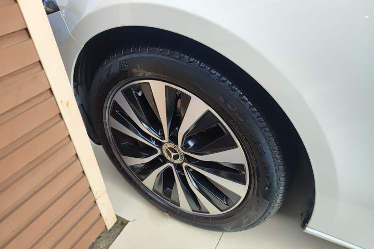 Used Mercedes-Benz A-Class 2021 A 200 Dynamic Edition Left Front Wheel Hub