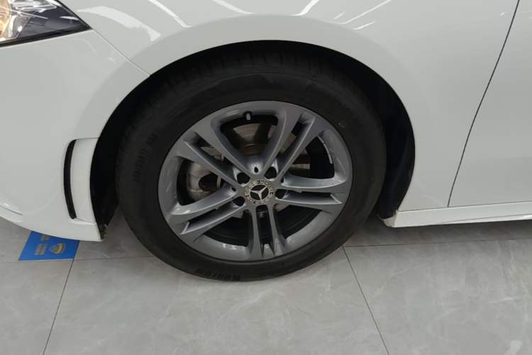 Used Mercedes-Benz A-Class 2021 Restyled A 180 L Sport Sedan Left Front Wheel Hub