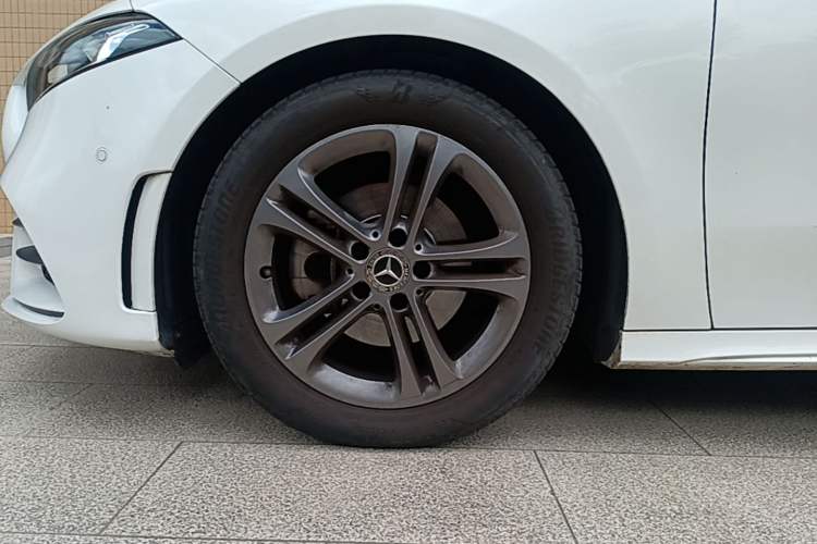 Used Mercedes-Benz A-Class 2021 A 180 L Sport Sedan Left Front Wheel Hub