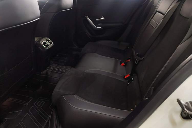 Used Mercedes-Benz A-Class 2021 A 200 L Sport Sedan Fashion Model Left Rear Seat