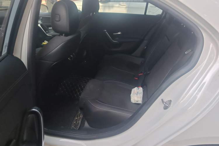 Used Mercedes-Benz A-Class 2021 A 200 L Sport Sedan Fashion Model Left Rear Seat